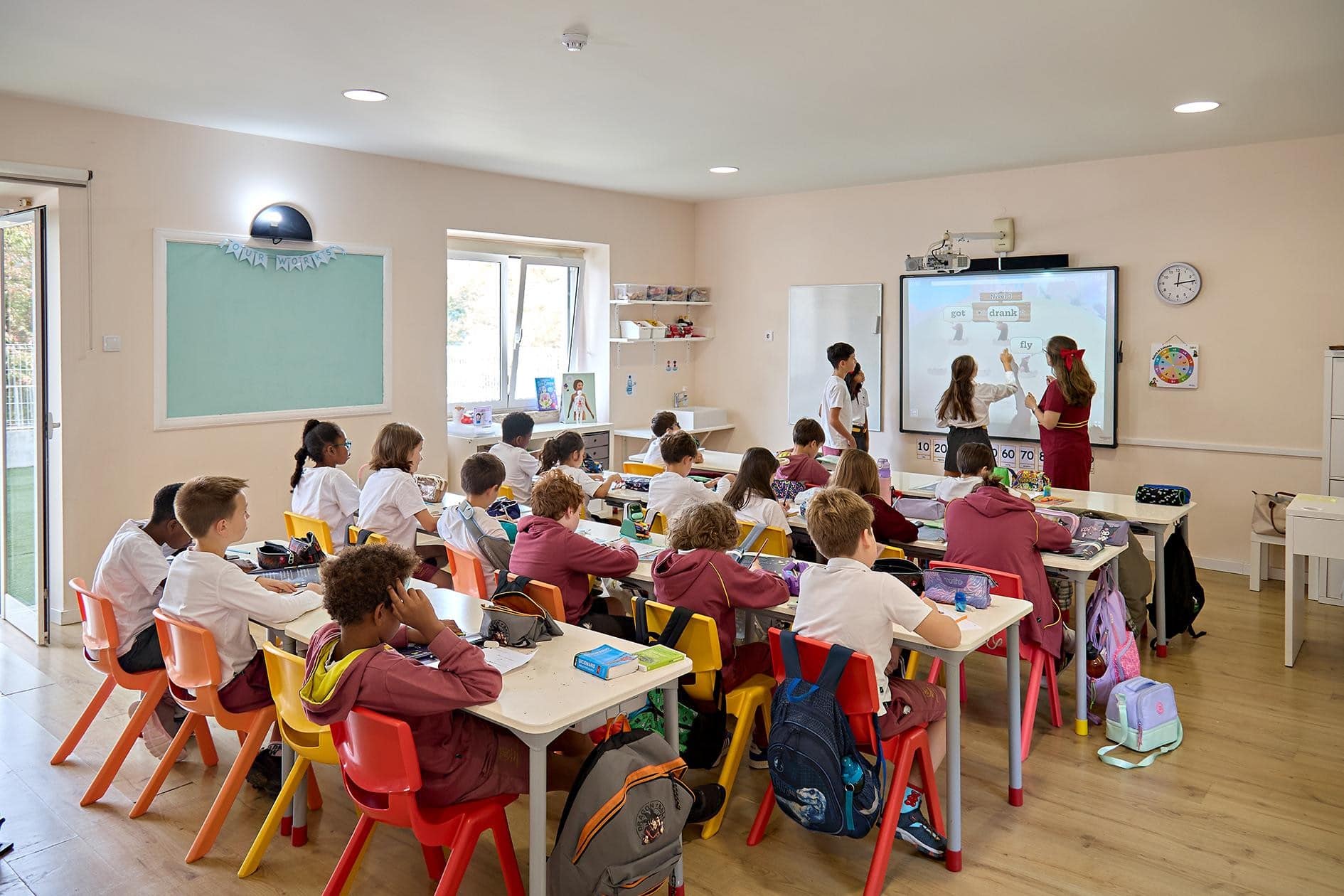 moving to lisbon with kids - school search guide